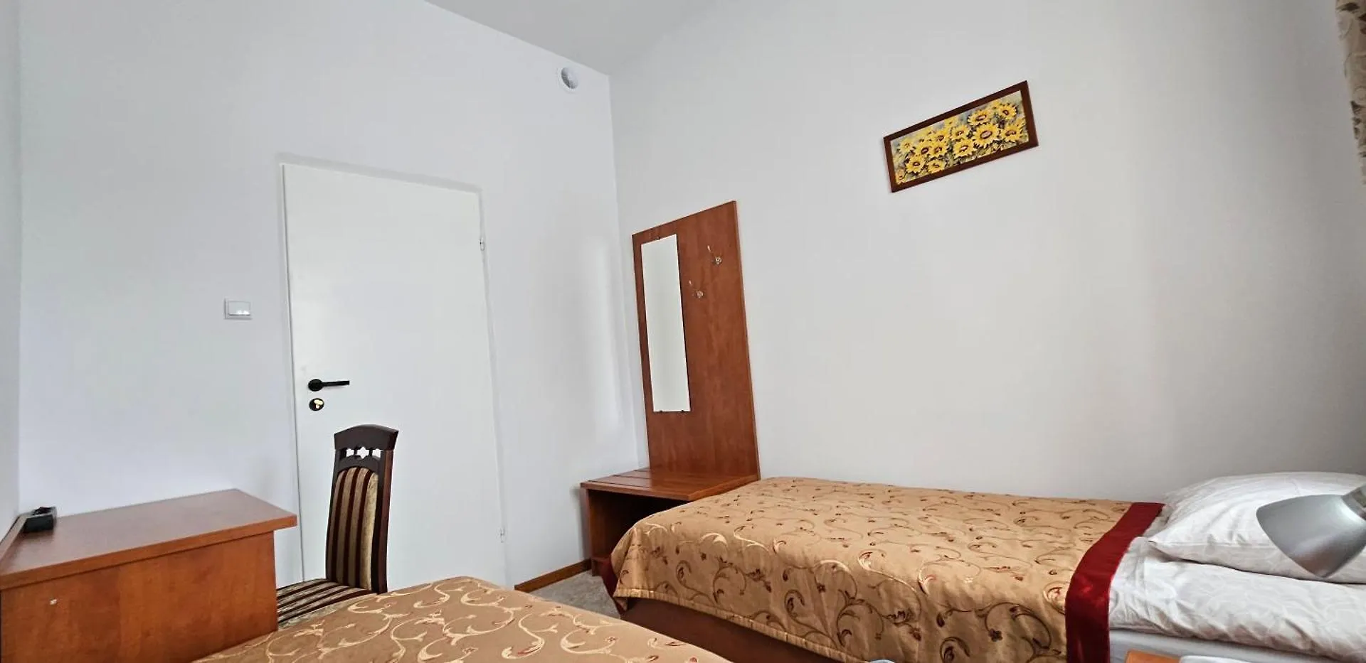 Rest Hostel Airport Modlin Nowy Dwor Mazowiecki 0*,