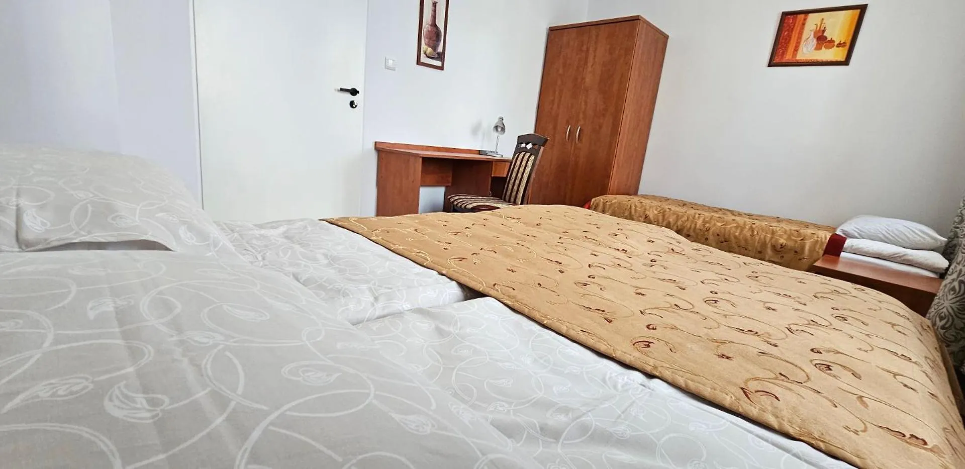 Rest Hostel Airport Modlin Nowy Dwor Mazowiecki Poland
