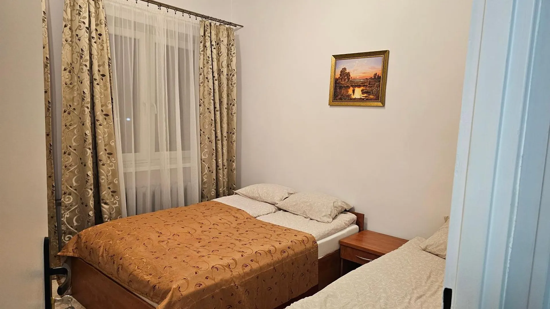 Rest Hostel Airport Modlin Nowy Dwor Mazowiecki 0*,